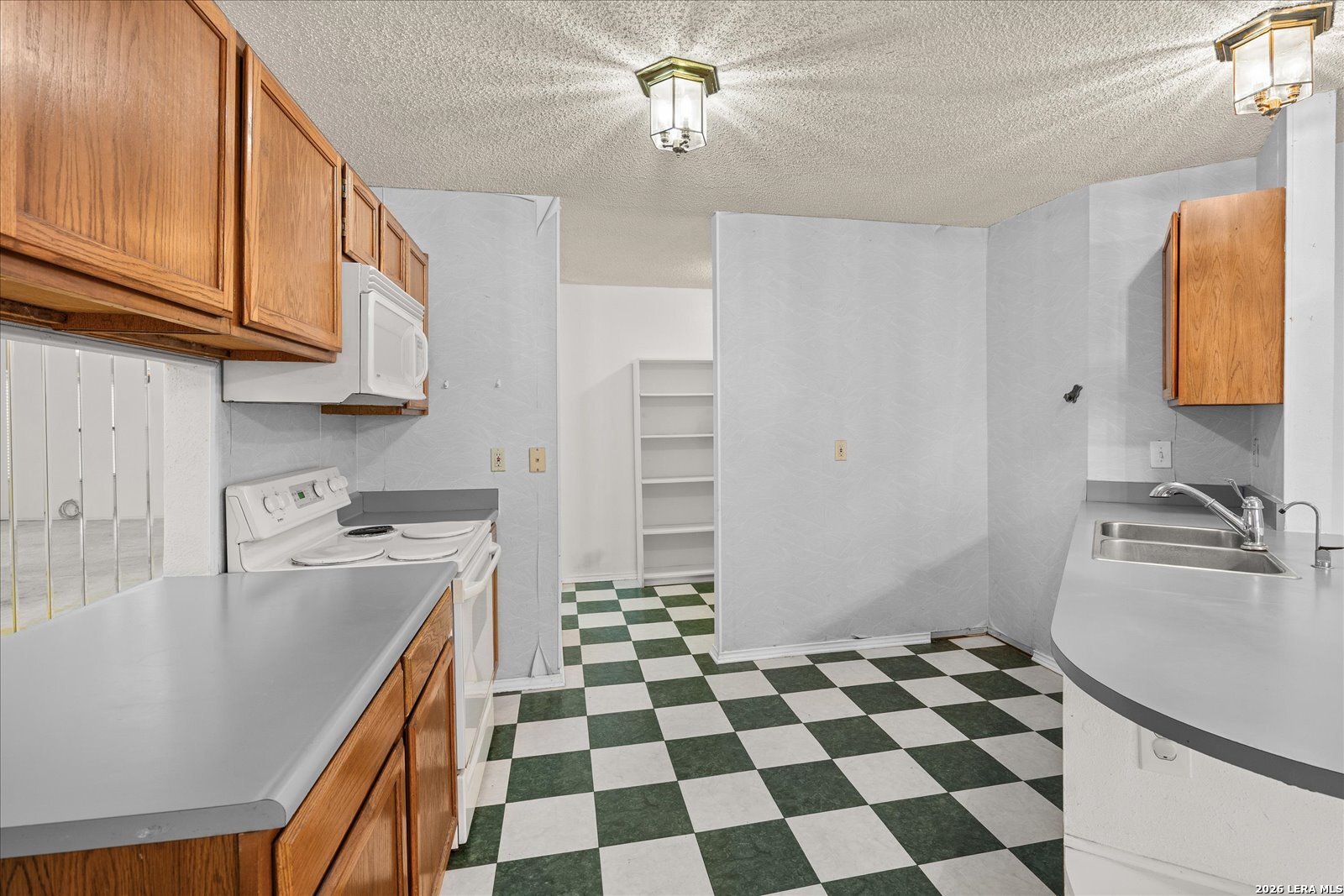 6355 Spring Time Street San Antonio TX 78249