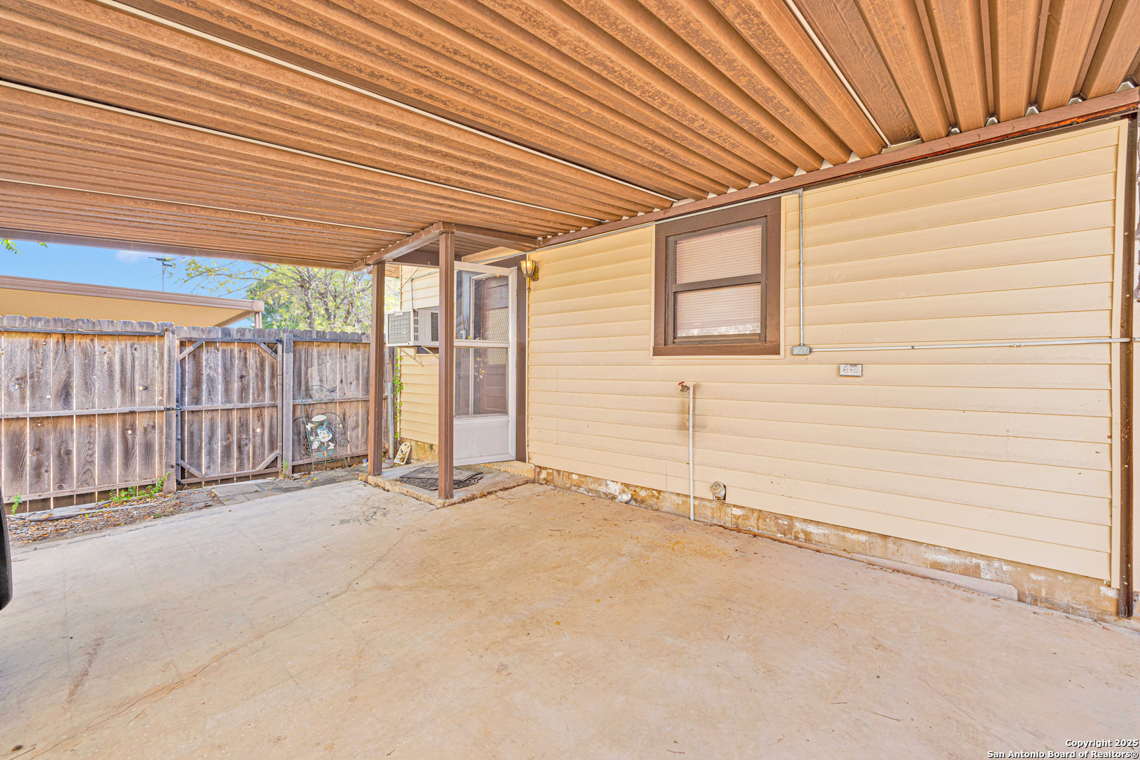 254 Banbridge Avenue San Antonio TX 78223