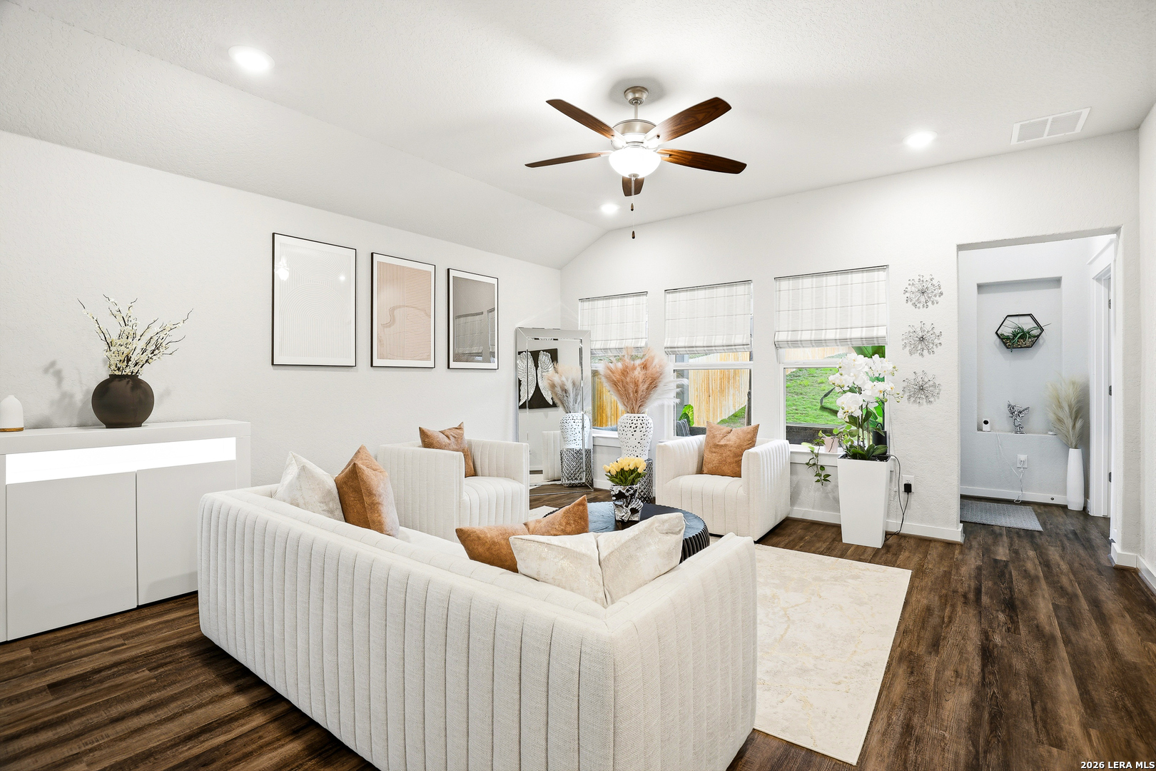 3834 Glenloch Way Converse TX 78109