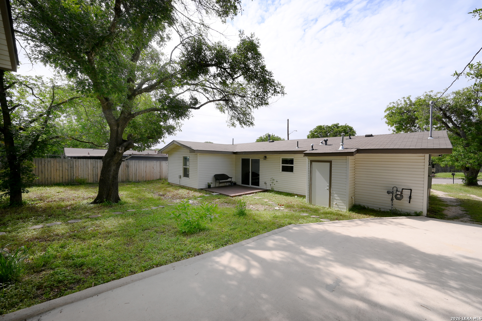 1011 Morey Peak Drive San Antonio TX 78213