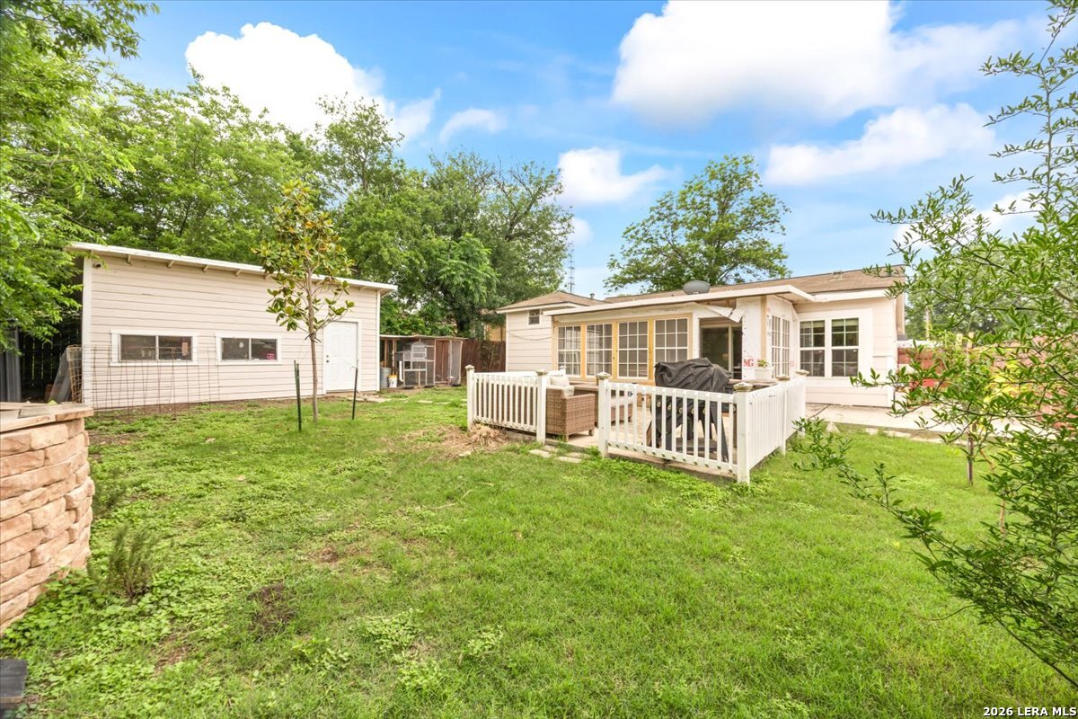 115 N Conway San Antonio TX 78209