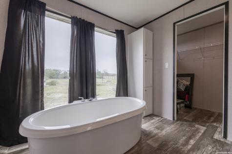 240 Private Road 4653 Hondo TX 78861