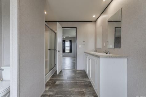 240 Private Road 4653 Hondo TX 78861