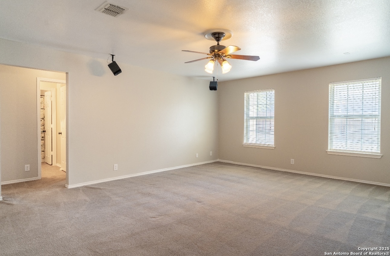 14004 Roslin Live Oak TX 78233