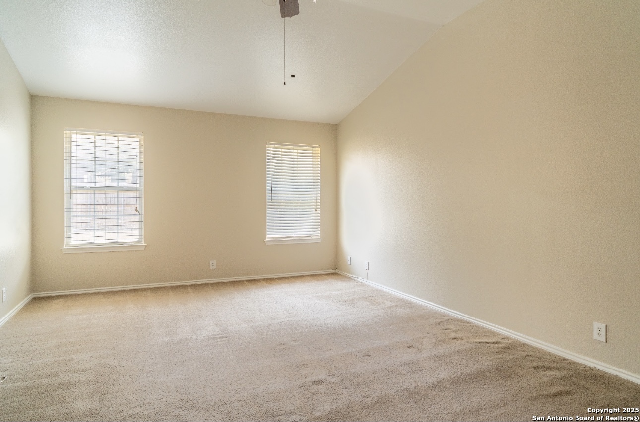 14004 Roslin Live Oak TX 78233