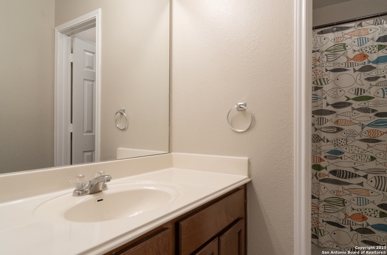 14004 Roslin Live Oak TX 78233