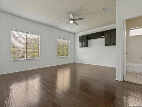 1227 Tweed Willow San Antonio TX 78258