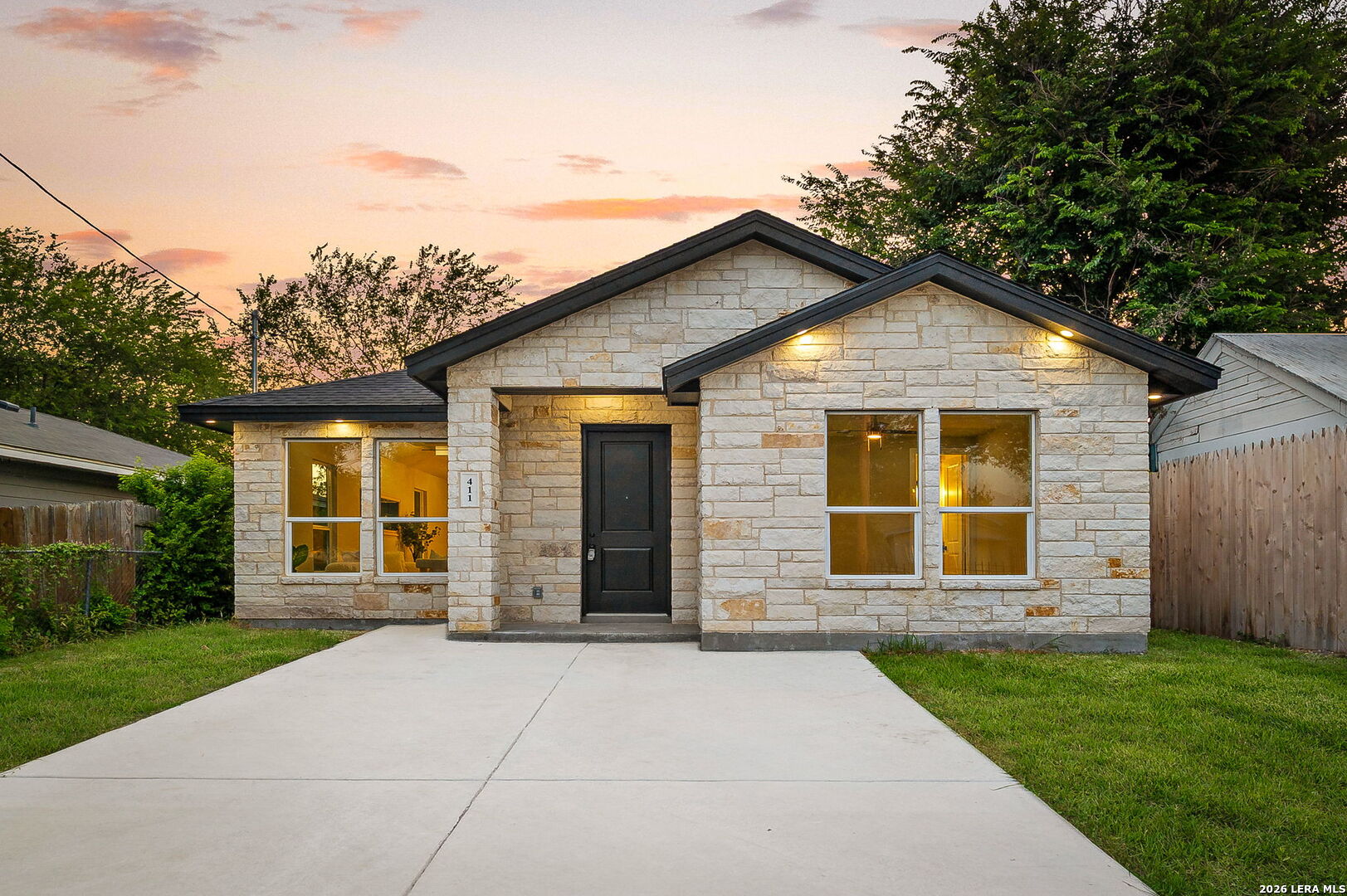 411 Moselle Avenue San Antonio TX 78237