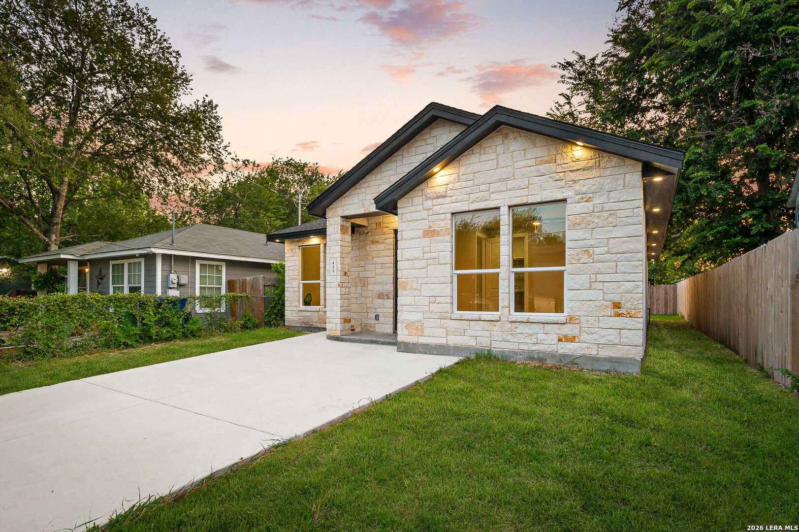 411 Moselle Avenue San Antonio TX 78237