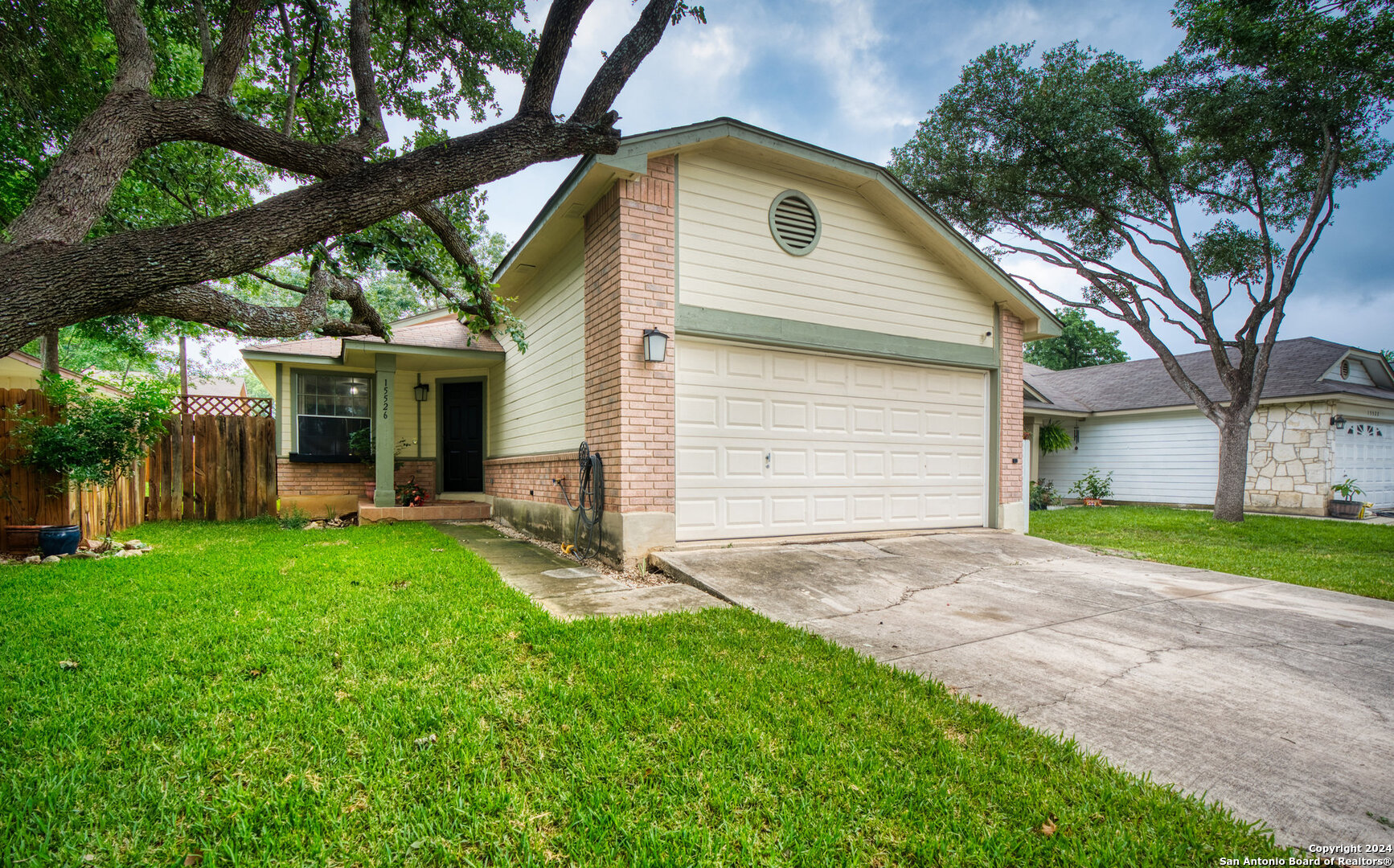 15526 Knollglade San Antonio TX 78247