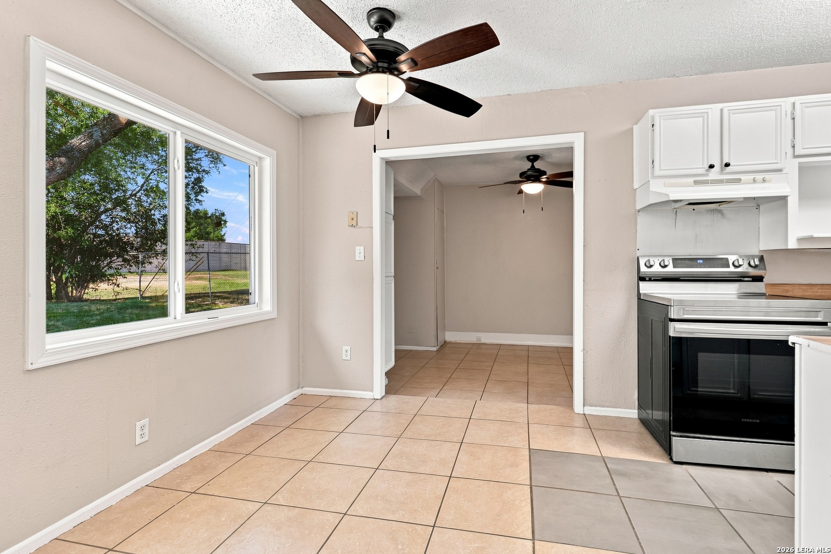 5202 Village Haven San Antonio TX 78218