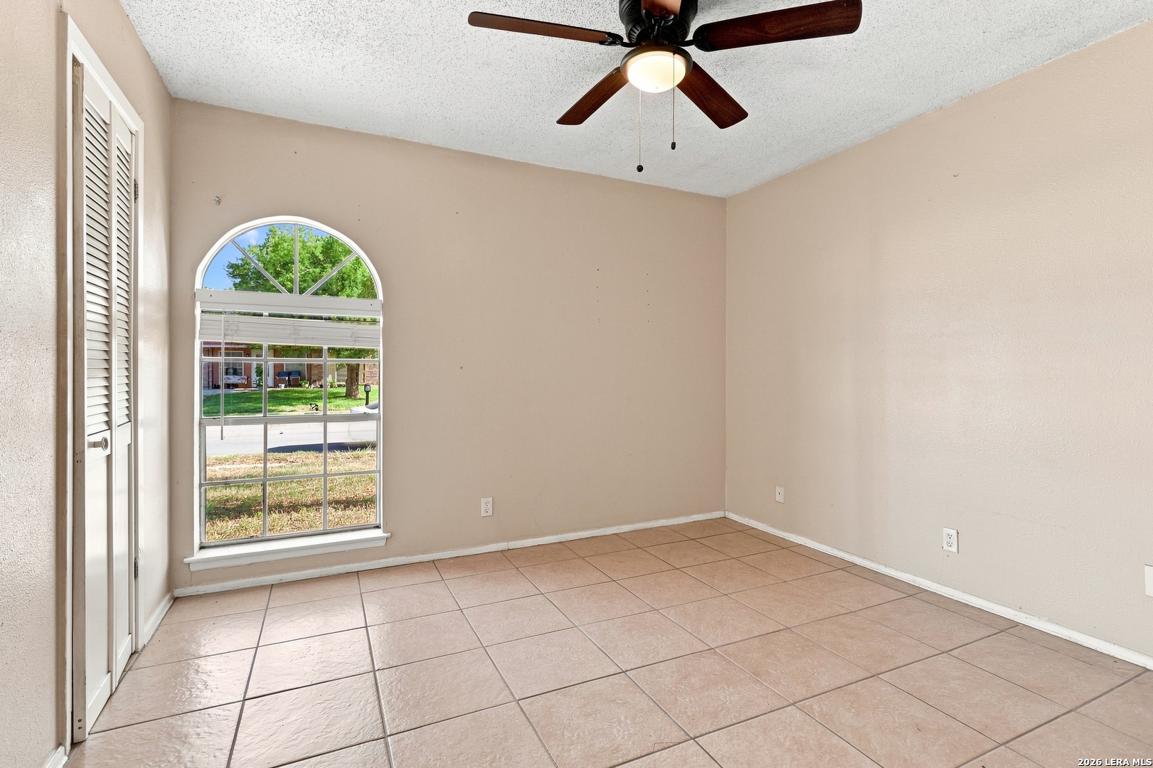 5202 Village Haven San Antonio TX 78218