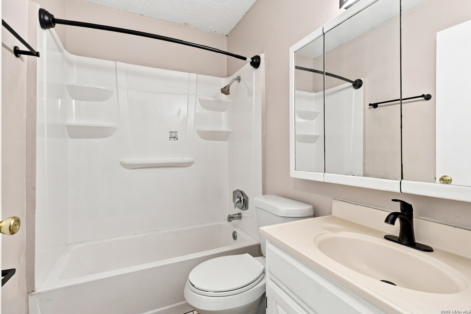 5202 Village Haven San Antonio TX 78218