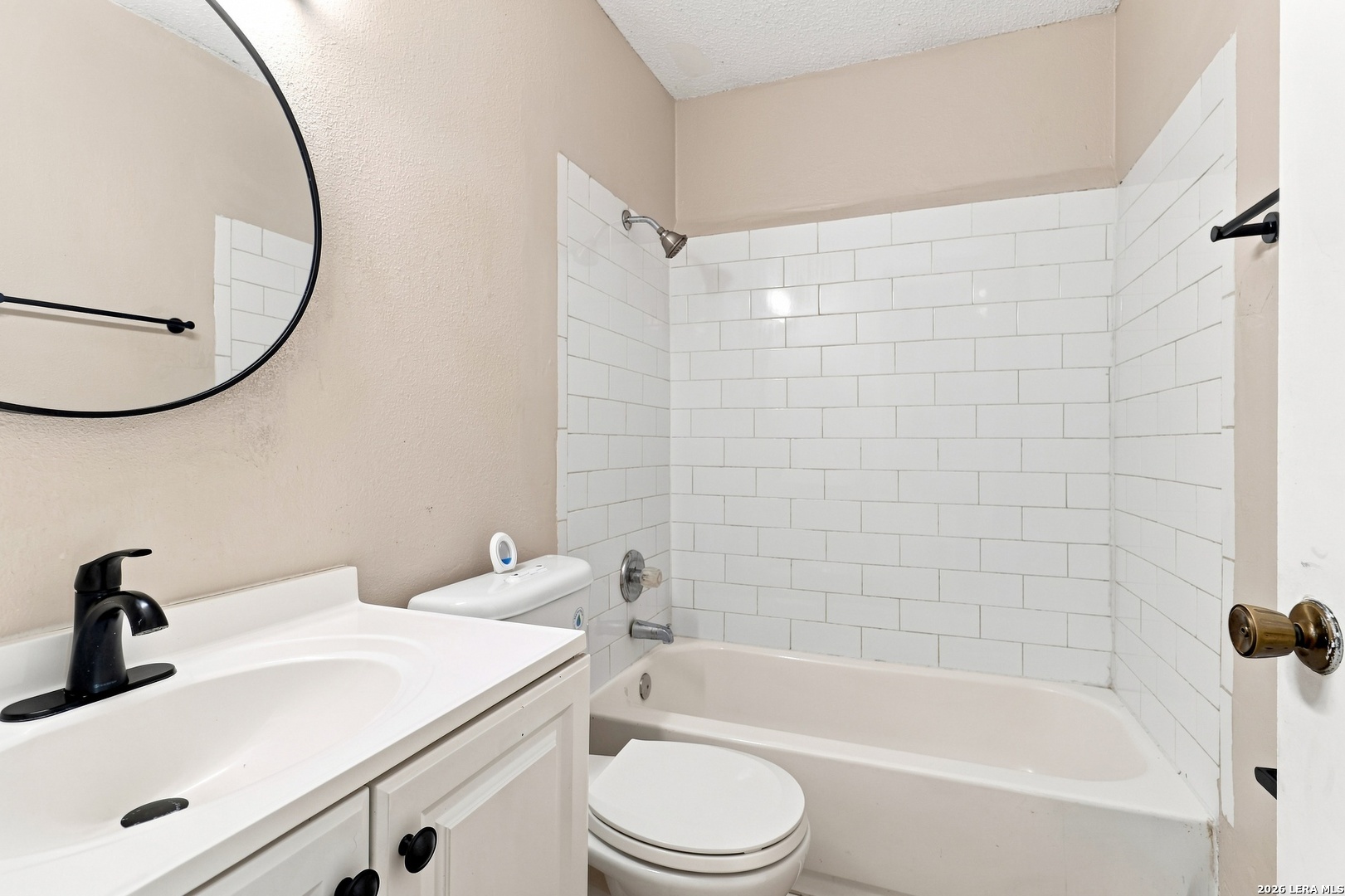 5202 Village Haven San Antonio TX 78218
