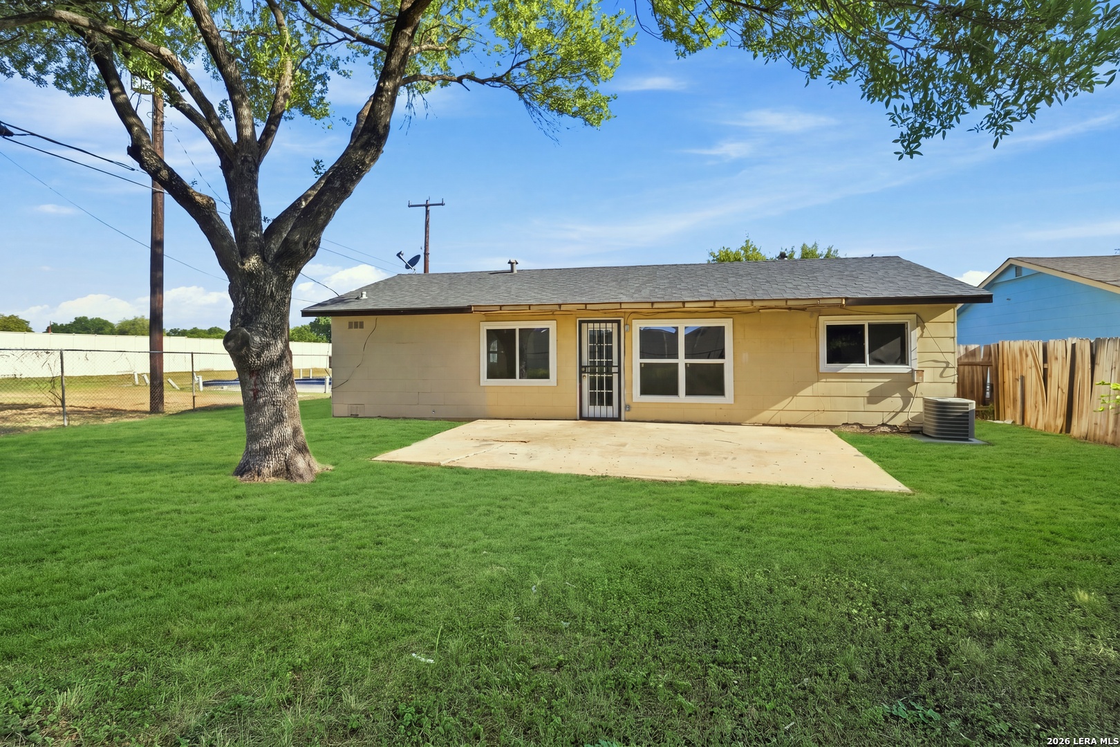 5202 Village Haven San Antonio TX 78218