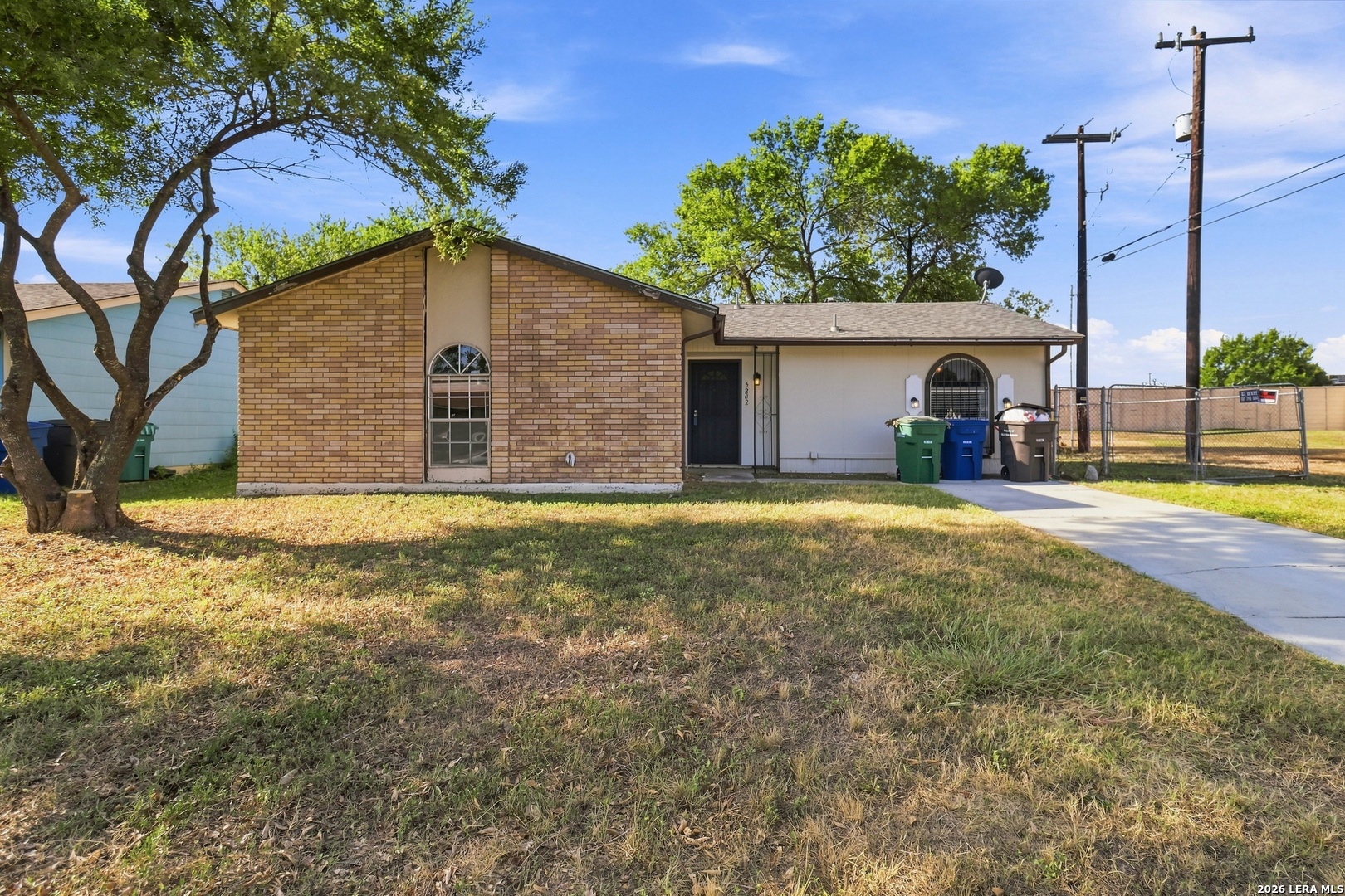5202 Village Haven San Antonio TX 78218