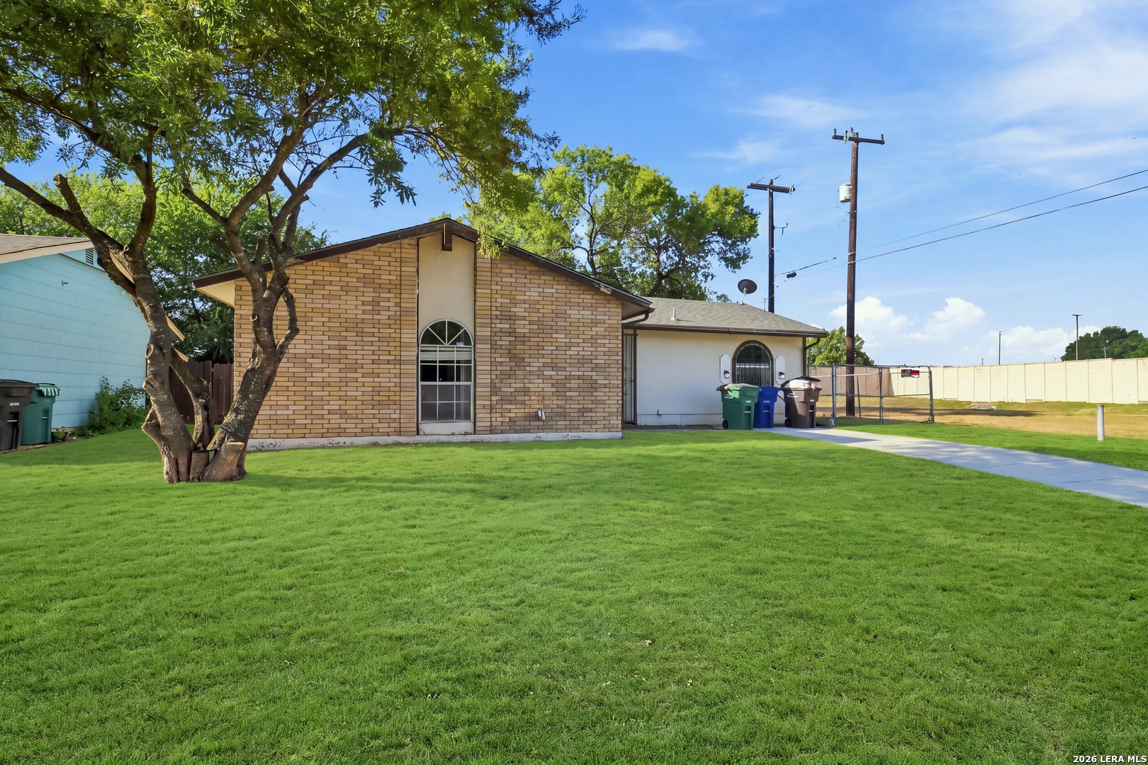 5202 Village Haven San Antonio TX 78218