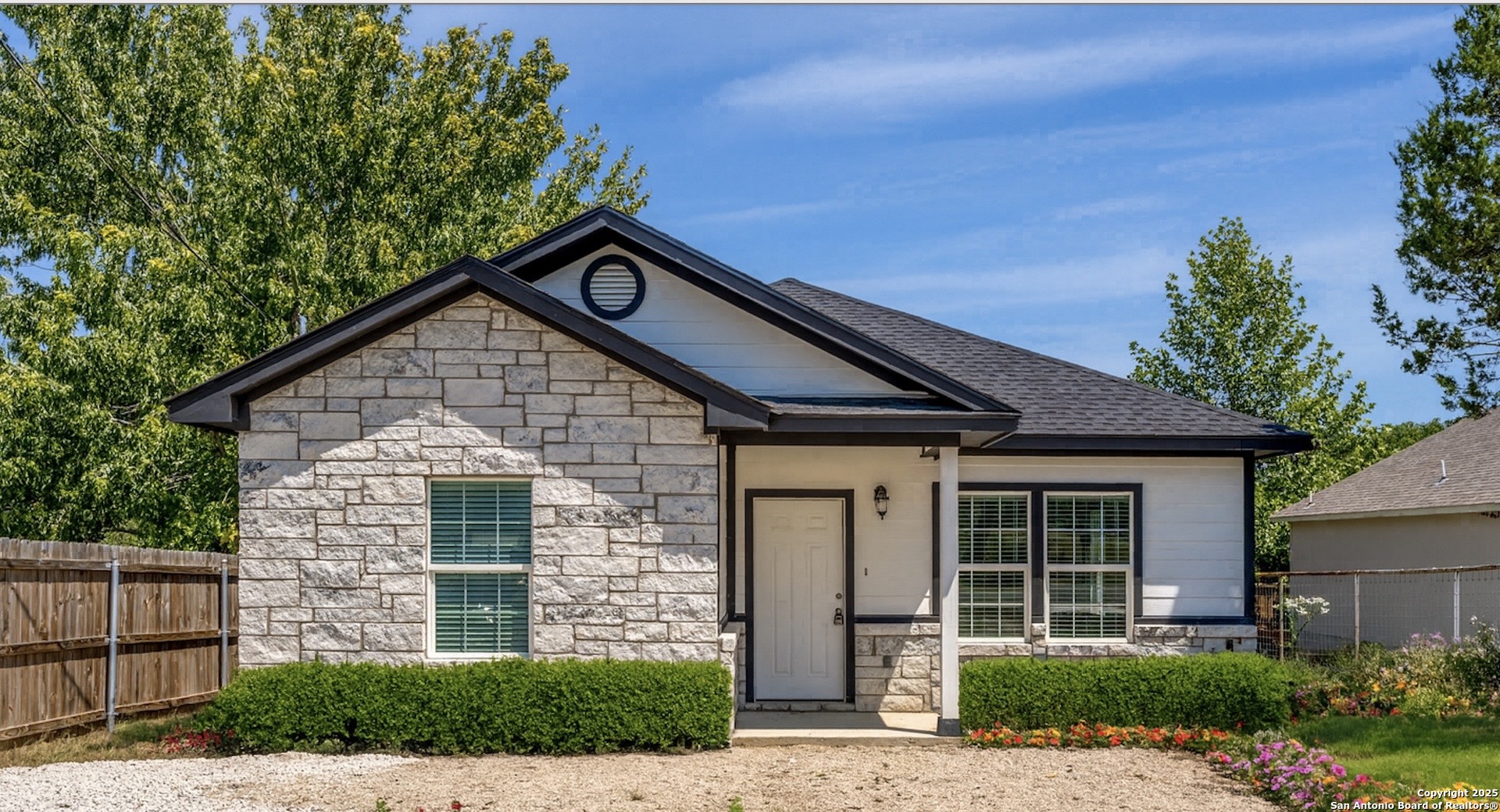 1032 Blueridge Drive Canyon Lake TX 78133