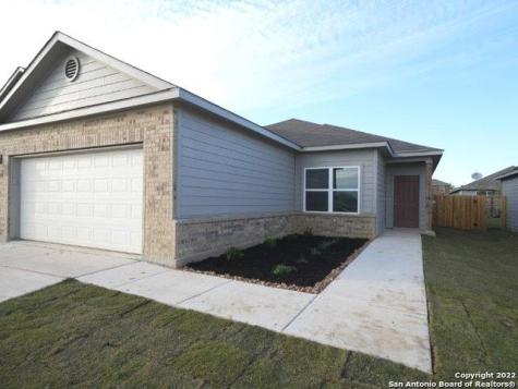 3239 Farm Oak San Antonio TX 78223