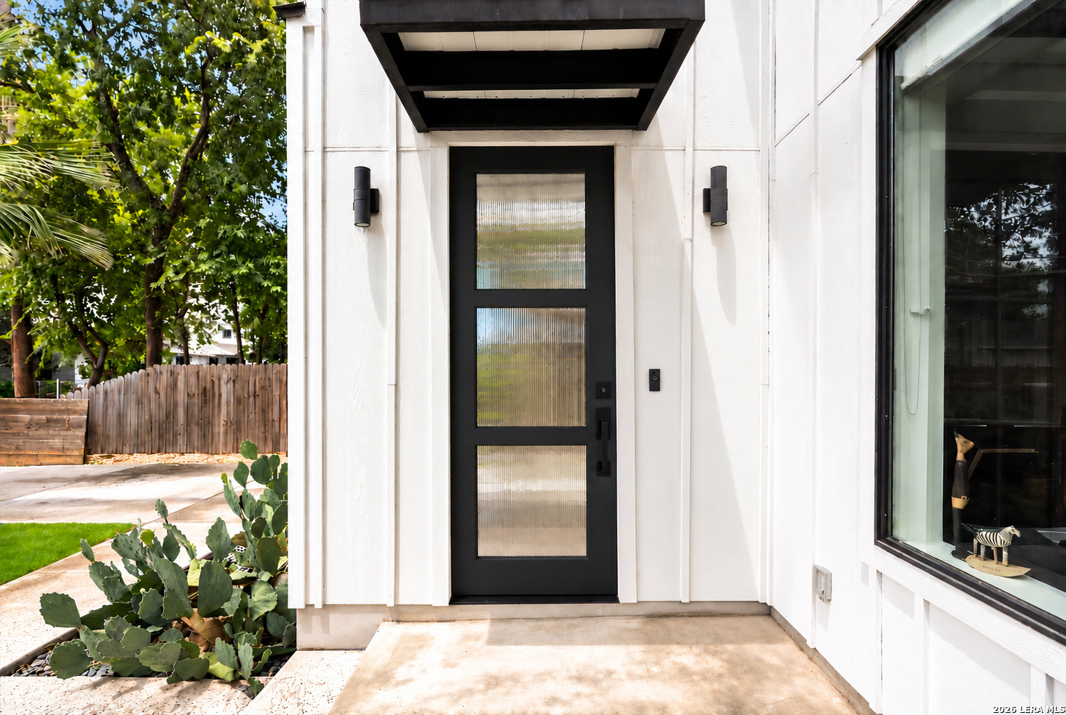 215 Douglas Way Street San Antonio TX 78210