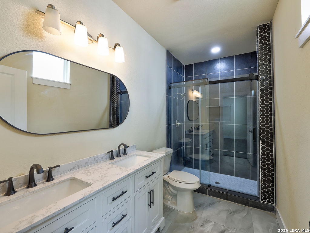 507 W Mistletoe Avenue San Antonio TX 78212