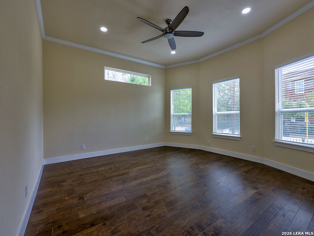 507 W Mistletoe Avenue San Antonio TX 78212
