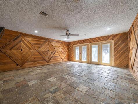 1935 E Fm 1518 St Hedwig TX 78152