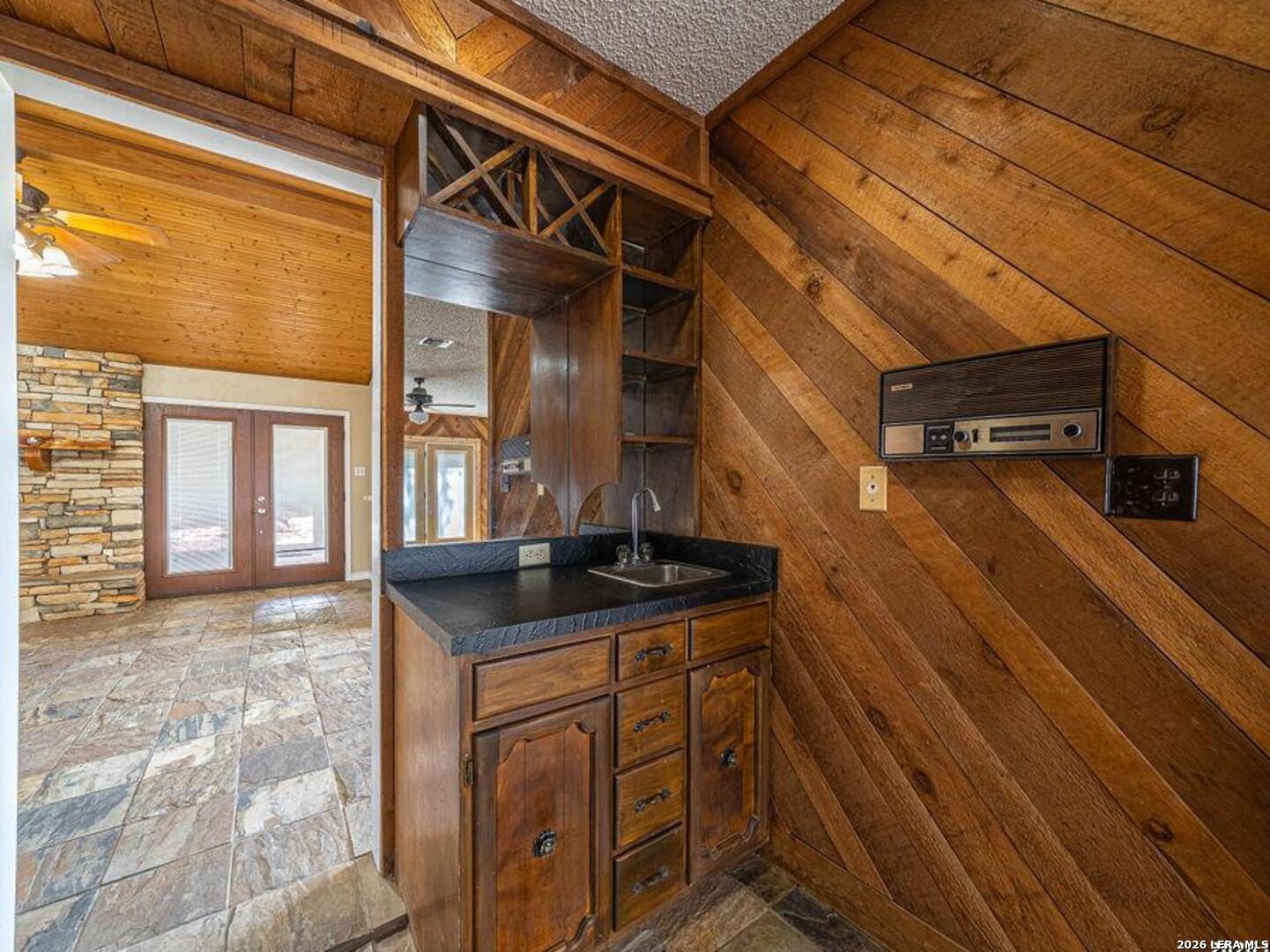 1935 E Fm 1518 St Hedwig TX 78152