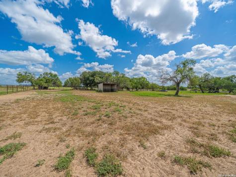 1935 E Fm 1518 St Hedwig TX 78152