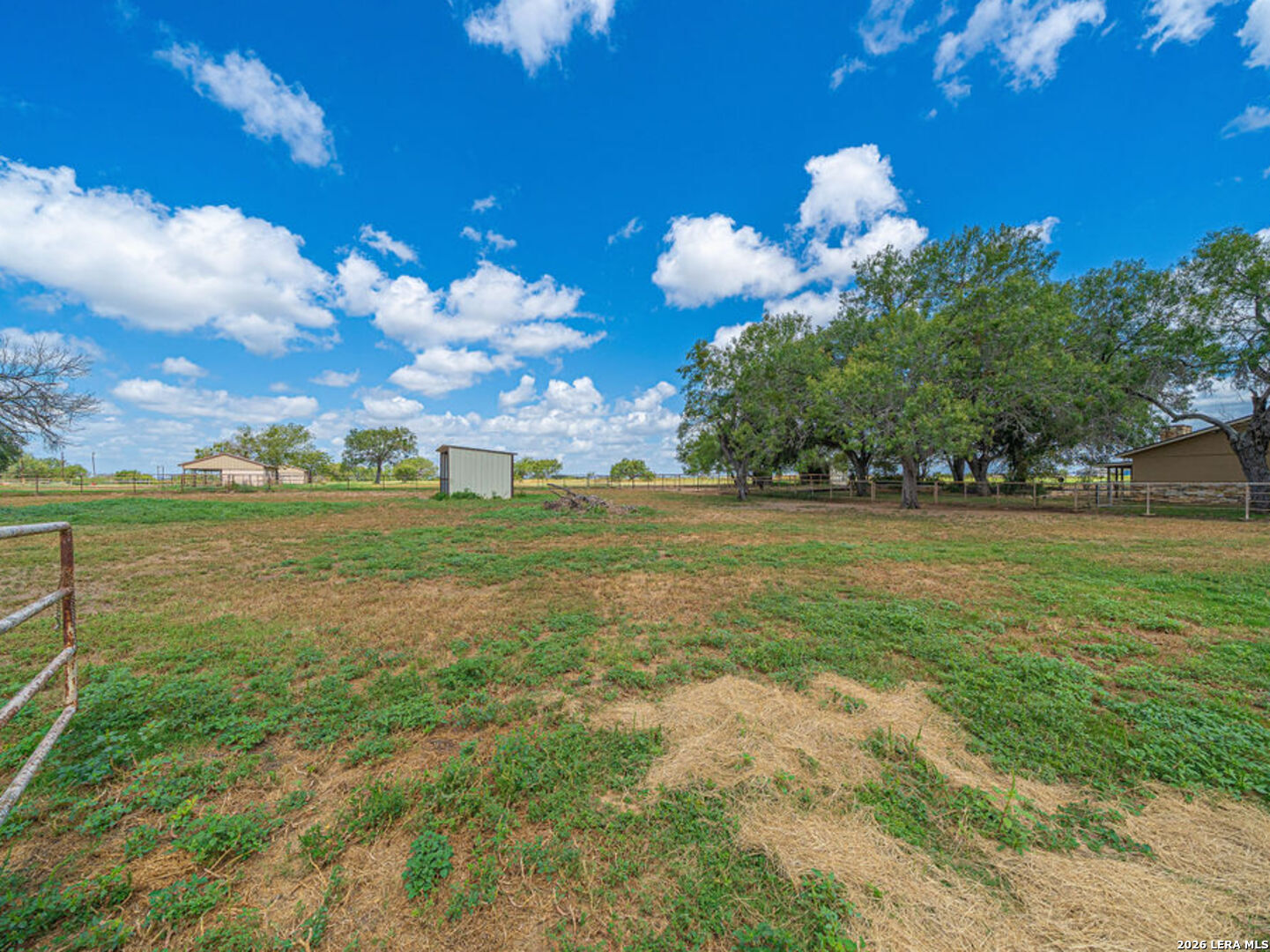 1935 E Fm 1518 St Hedwig TX 78152
