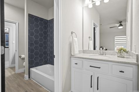 226 Vizcaya Boerne TX 78006