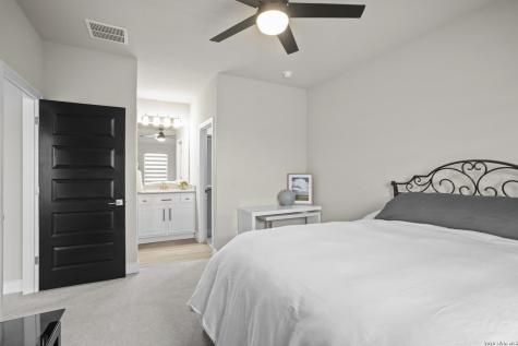 226 Vizcaya Boerne TX 78006