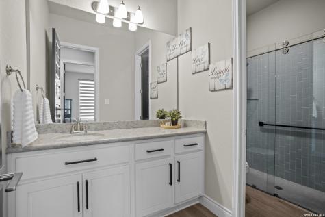 226 Vizcaya Boerne TX 78006