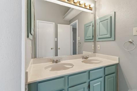 6154 John Chapman San Antonio TX 78240
