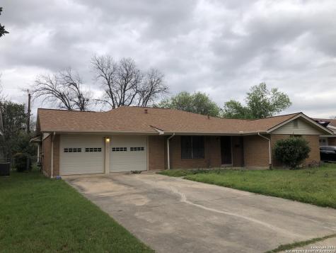 5015 Stoneleigh Drive San Antonio TX 78220