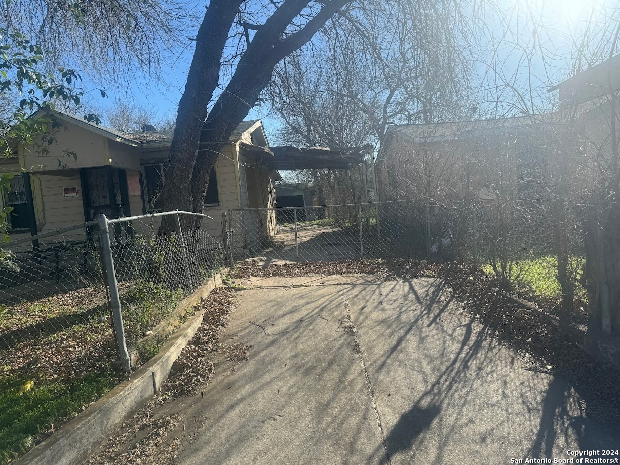234 Doolittle Street San Antonio TX 78211