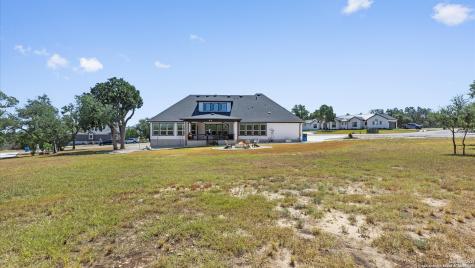 1207 Game Trail New Braunfels TX 78132