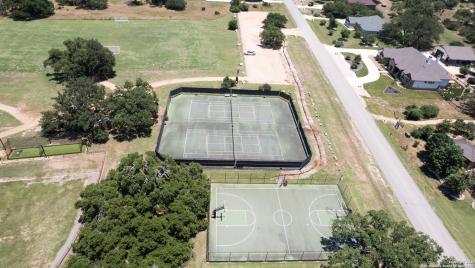 1207 Game Trail New Braunfels TX 78132
