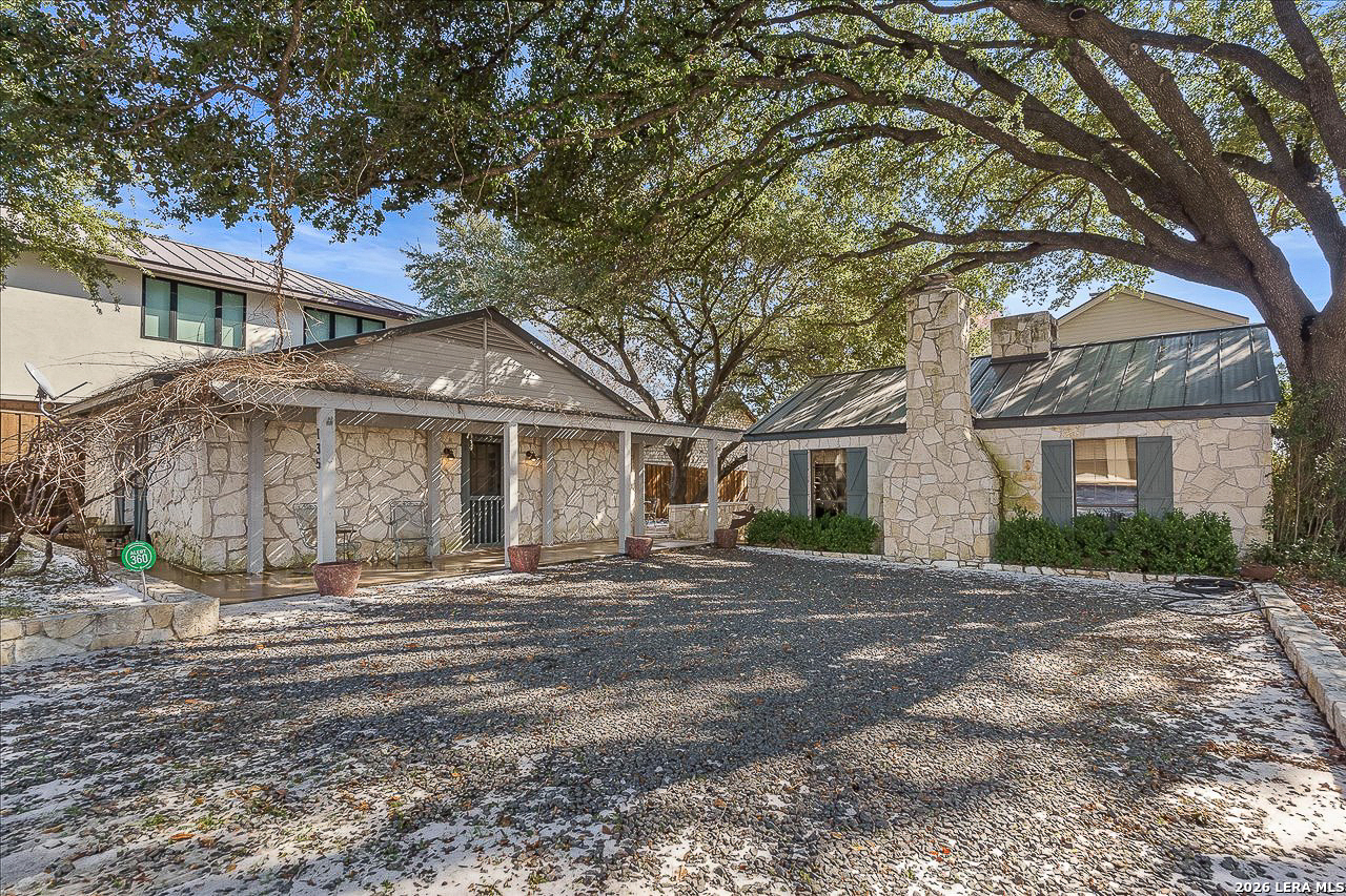 135 Perry Lane Kingsland TX 78639
