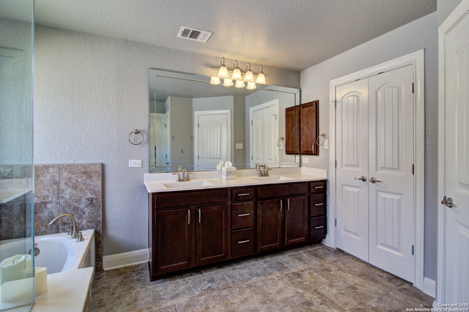 28518 Tristant Ridge San Antonio TX 78260