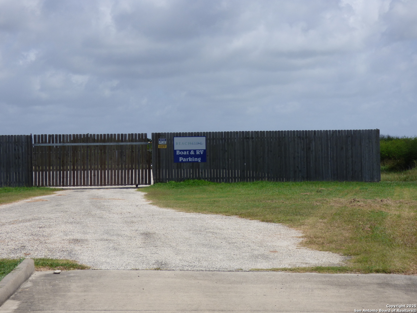 3410 Beachside Boulevard Palacios TX 77465