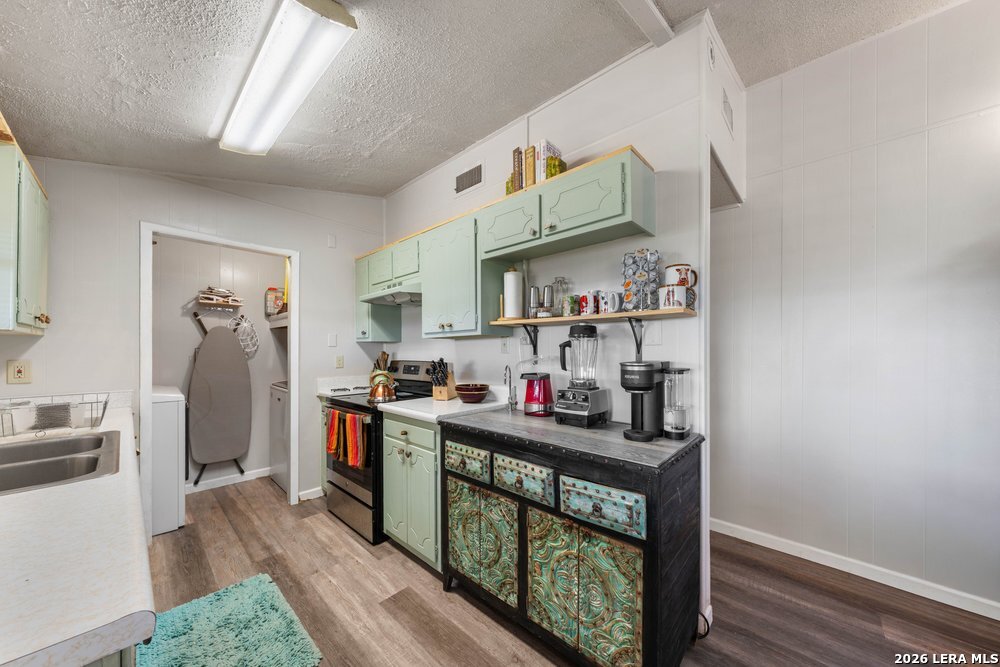 731 Mountain View Place Pipe Creek TX 78063