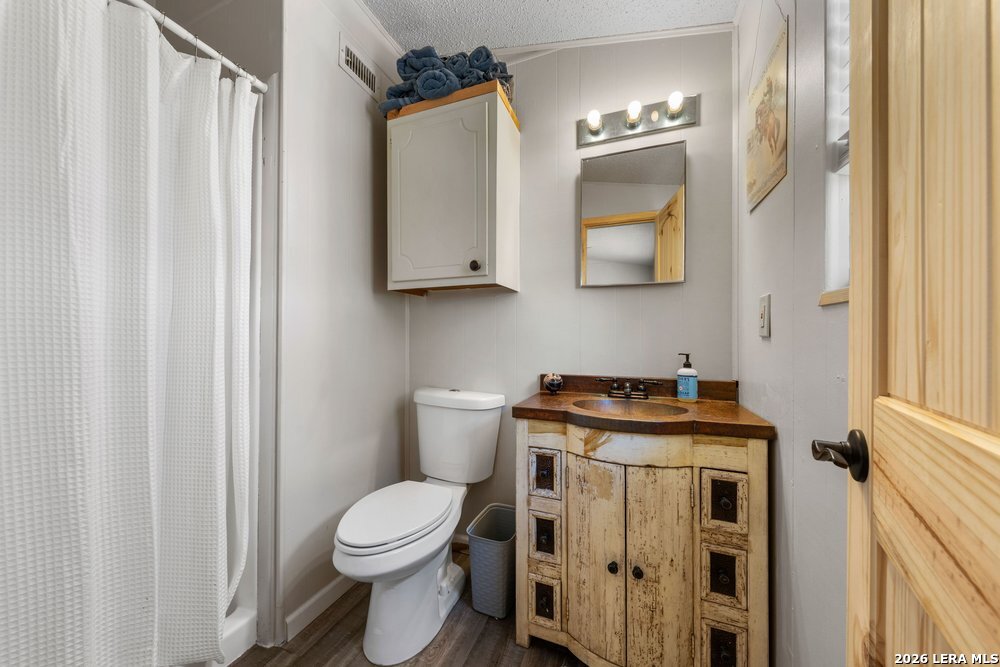 731 Mountain View Place Pipe Creek TX 78063