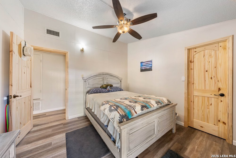 731 Mountain View Place Pipe Creek TX 78063