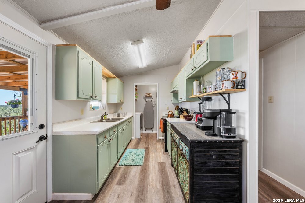 731 Mountain View Place Pipe Creek TX 78063