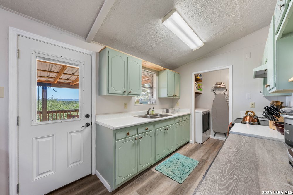 731 Mountain View Place Pipe Creek TX 78063