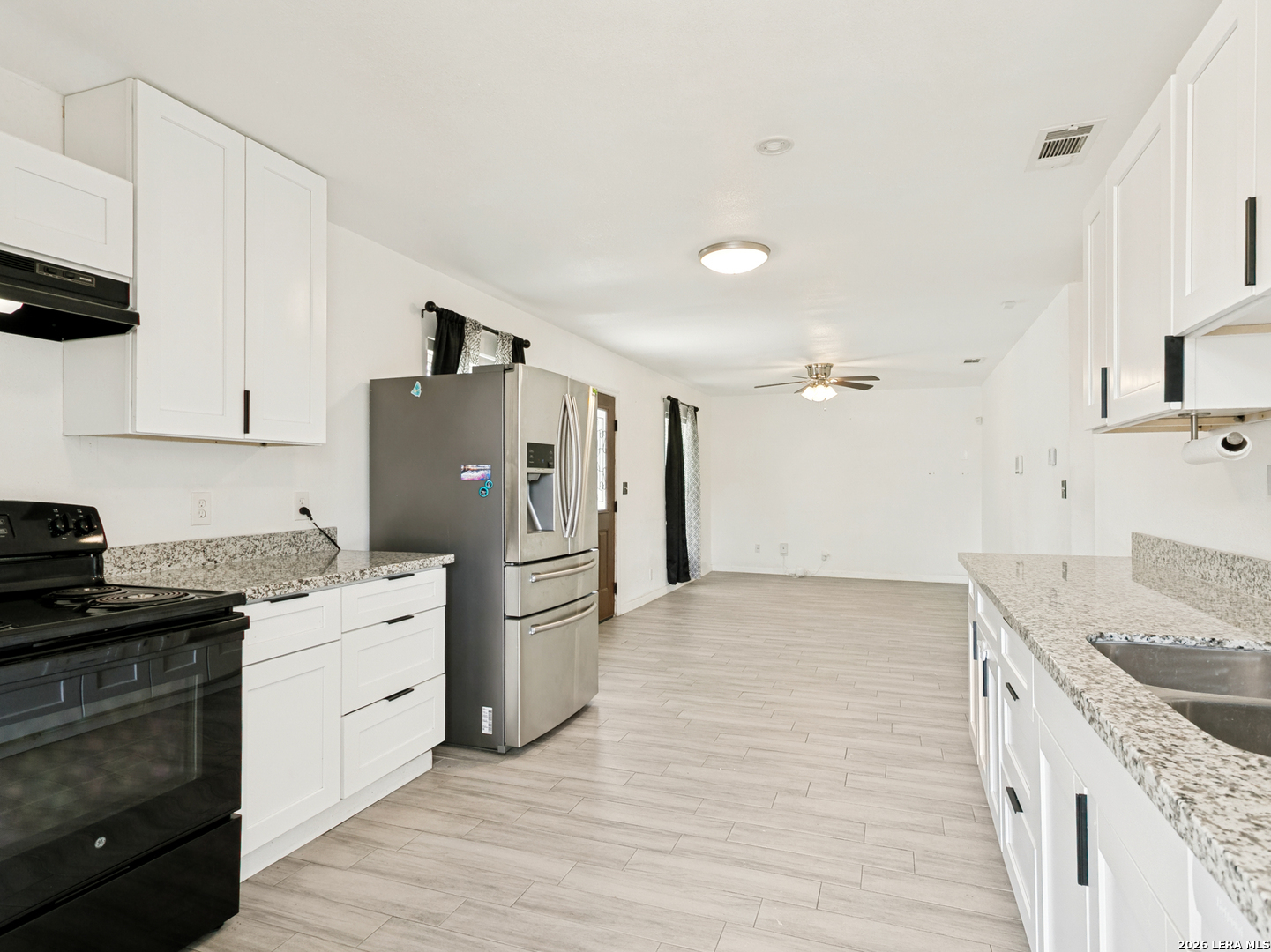4802 Castle Guard San Antonio TX 78218