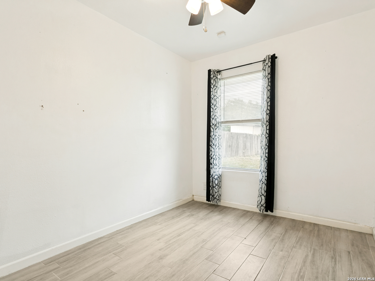 4802 Castle Guard San Antonio TX 78218