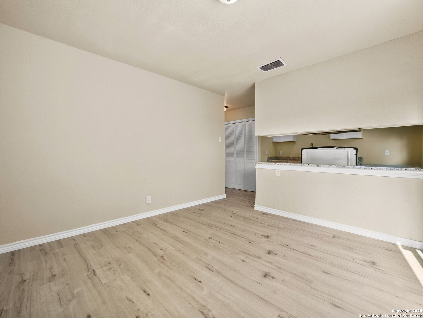 4819 Corian Oak Kirby TX 78219