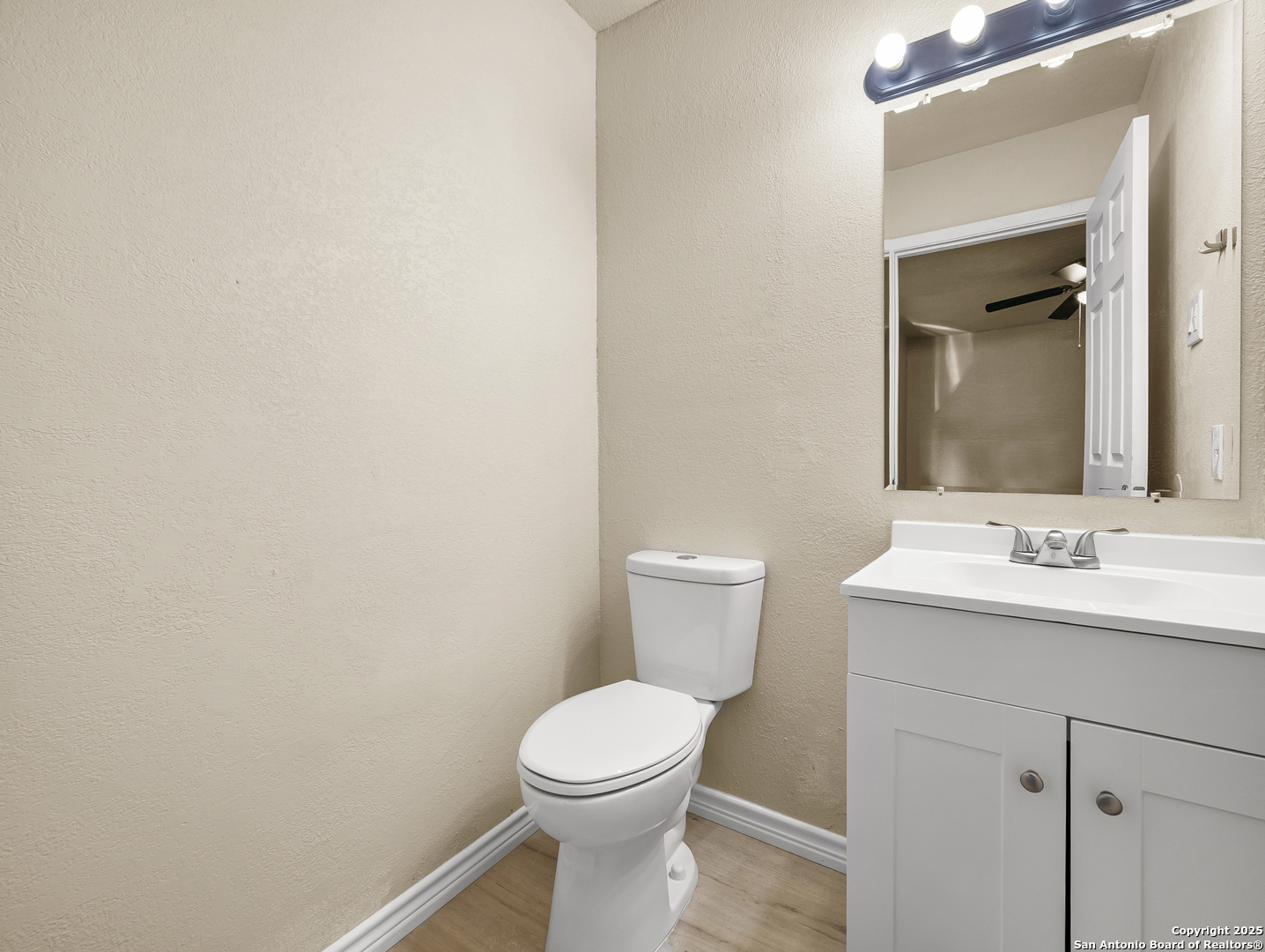 4819 Corian Oak Kirby TX 78219